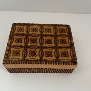 Vtg Polish Folk Art Hand Carved Wood Hinged Trinket Jewelry Box Poland Pyrograph
